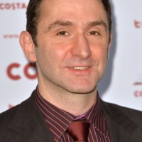 Джонатан Страуд